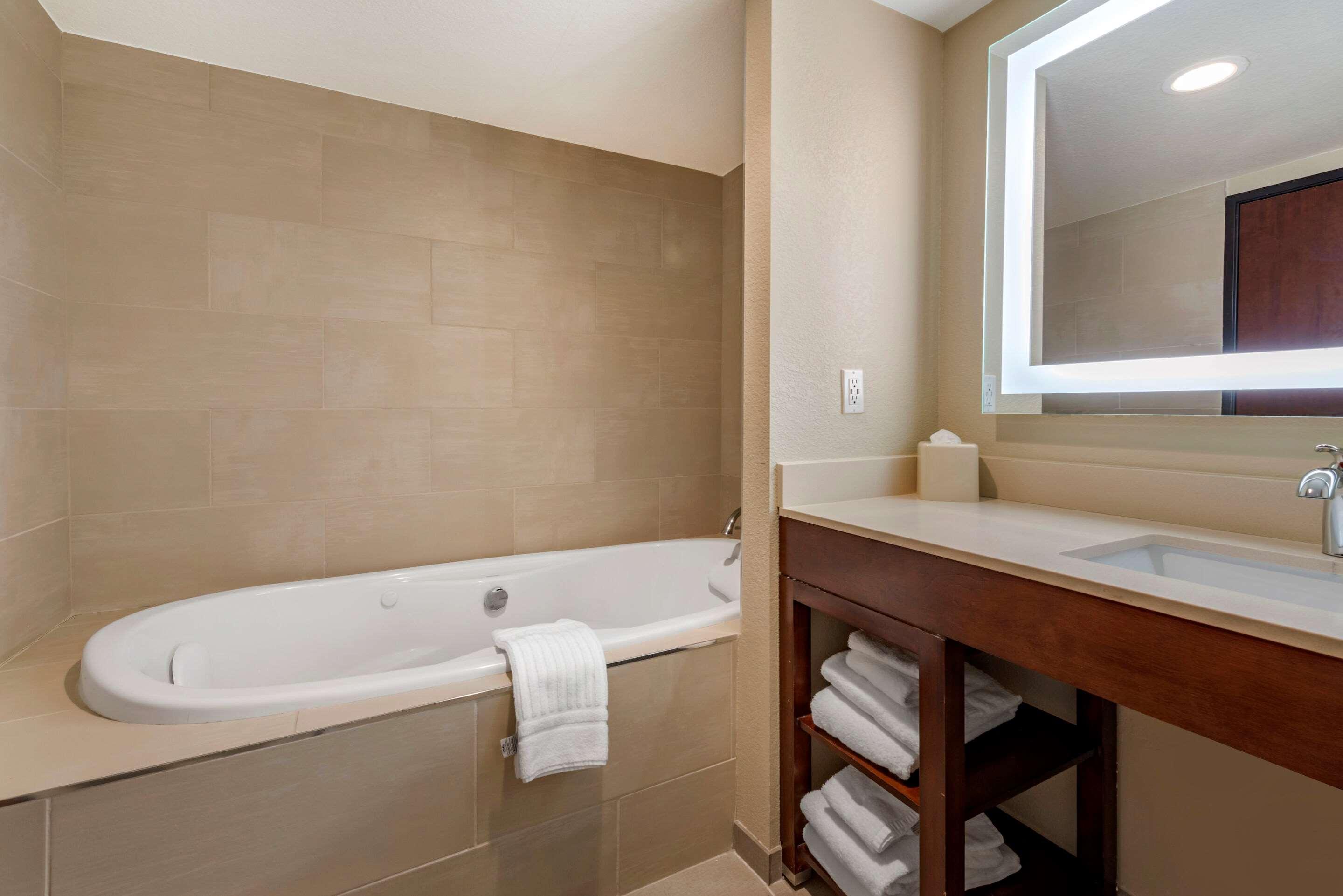 Comfort Suites Broomfield-Boulder-Interlocken Экстерьер фото